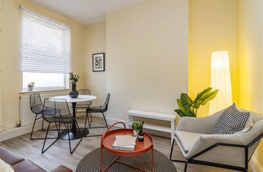 Dale Terrace, Sneinton, Nottingham - Image 2